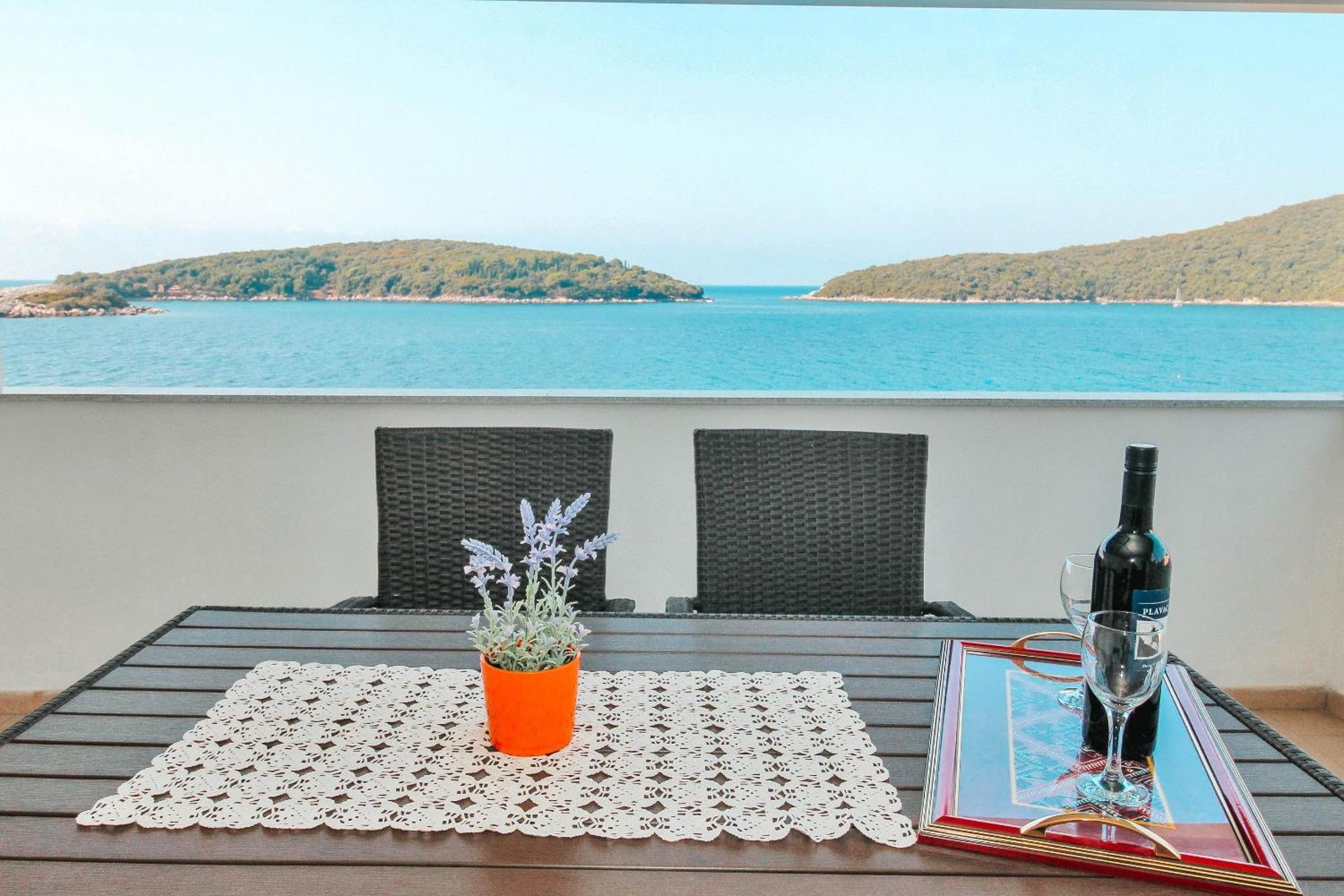 Apartments Ane Molunat Εξωτερικό φωτογραφία