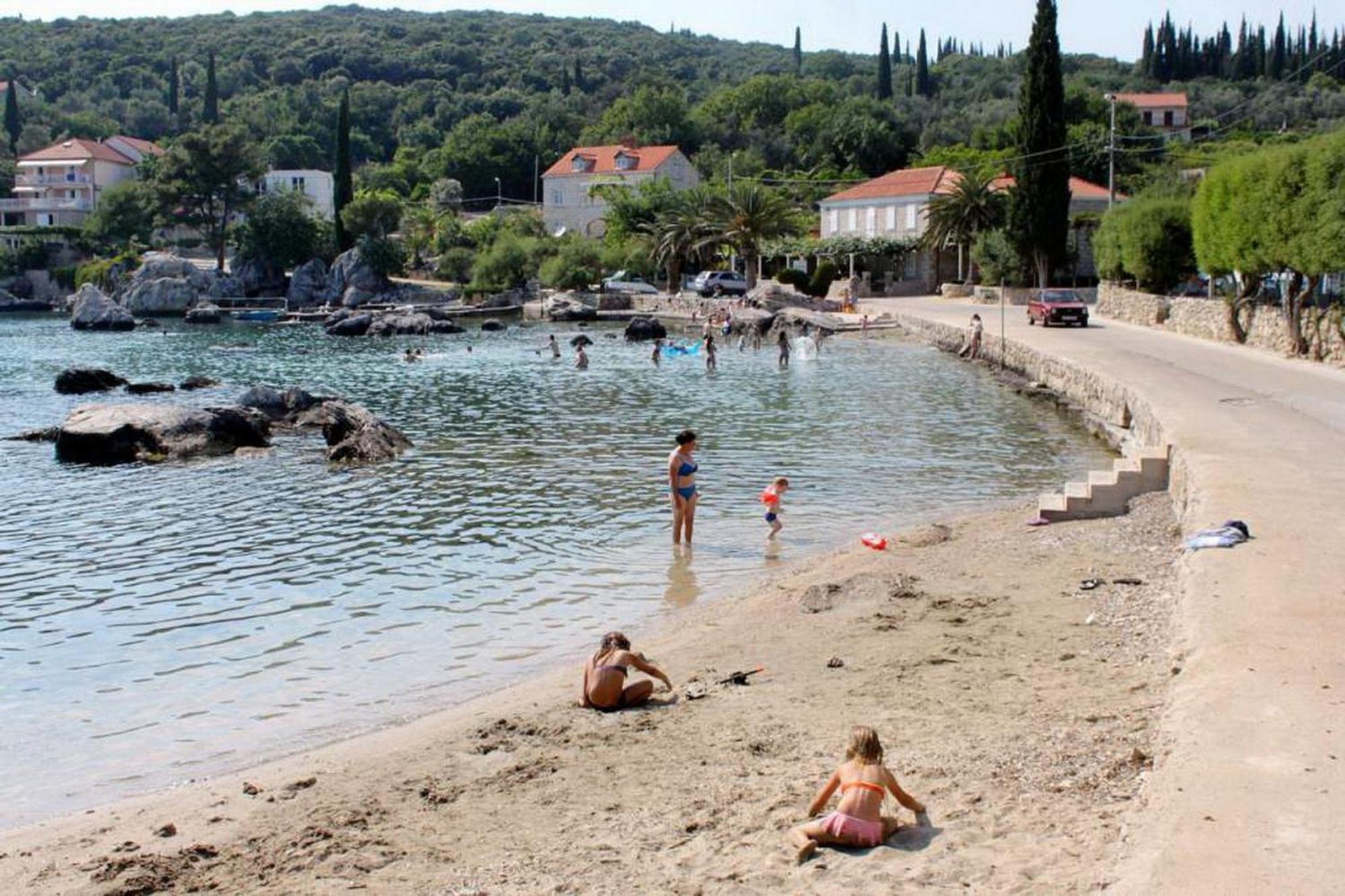 Apartments Ane Molunat Εξωτερικό φωτογραφία