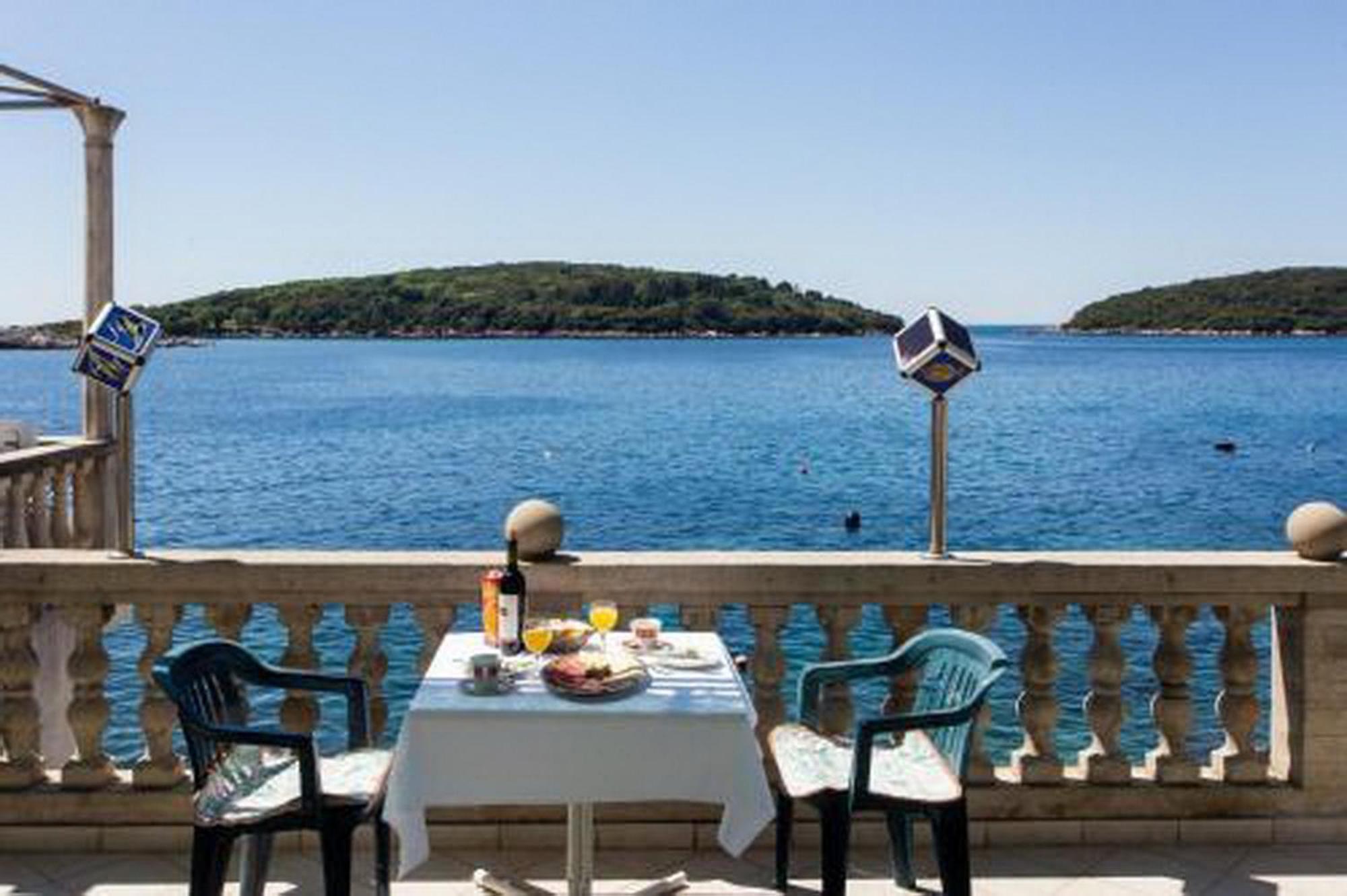 Apartments Ane Molunat Εξωτερικό φωτογραφία